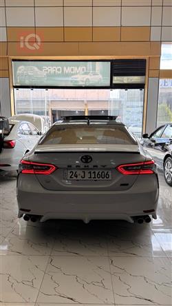 تۆیۆتا کامری